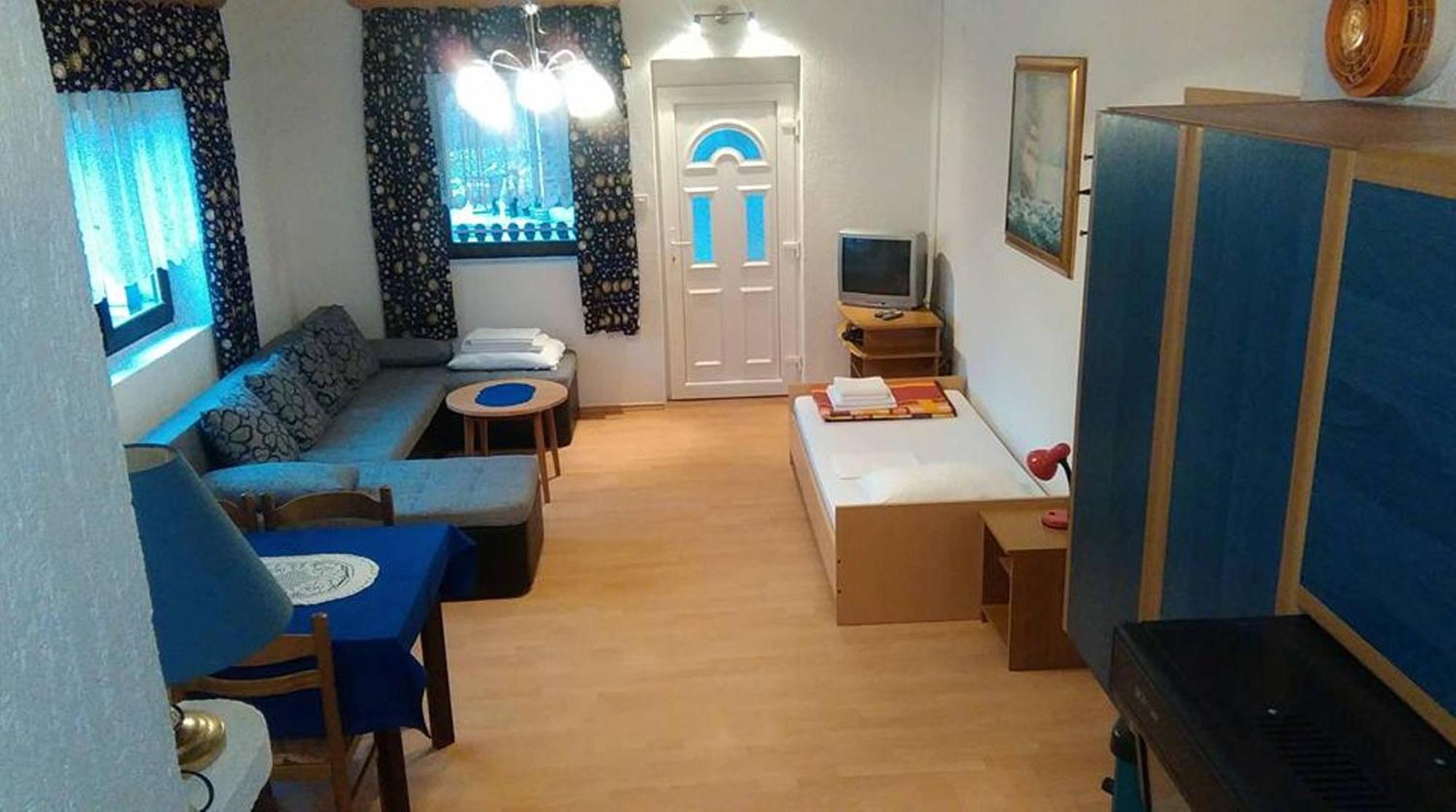 House Ilija Hodak セリステ・ドゥレズニツコ 部屋 写真